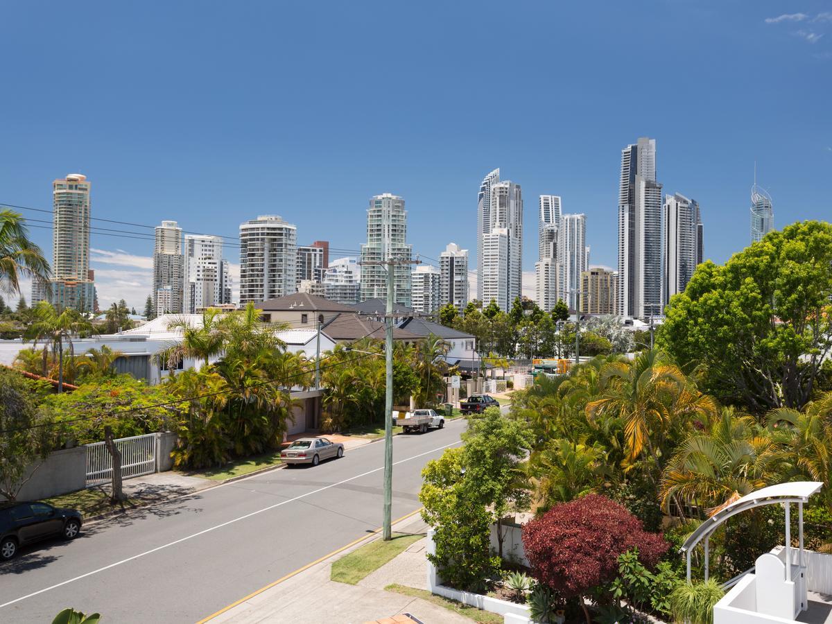 Chevron Sails Apartment Gold Coast Exterior photo